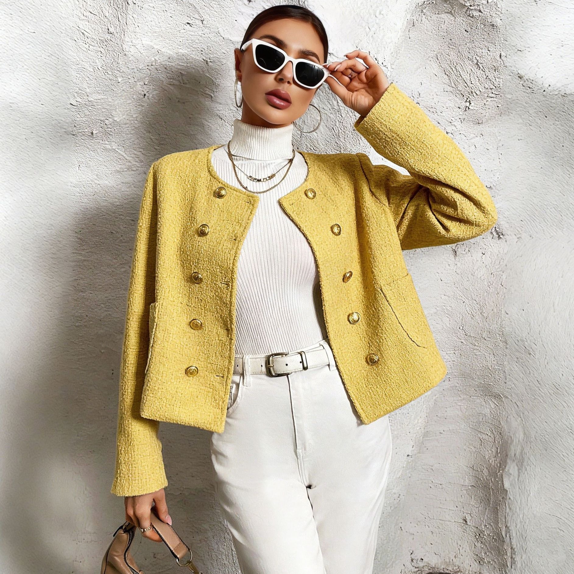 Manteau Femme Structuré à Boutons Dorés – Jaune Moutarde